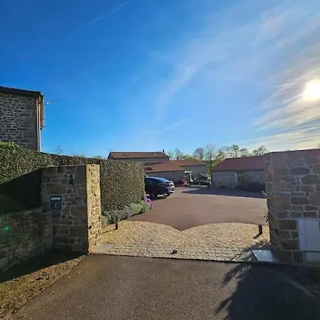 La P'Tite Crume Joli Gite A 5 Min Du Puy Du Fou La Verrie Exterior photo